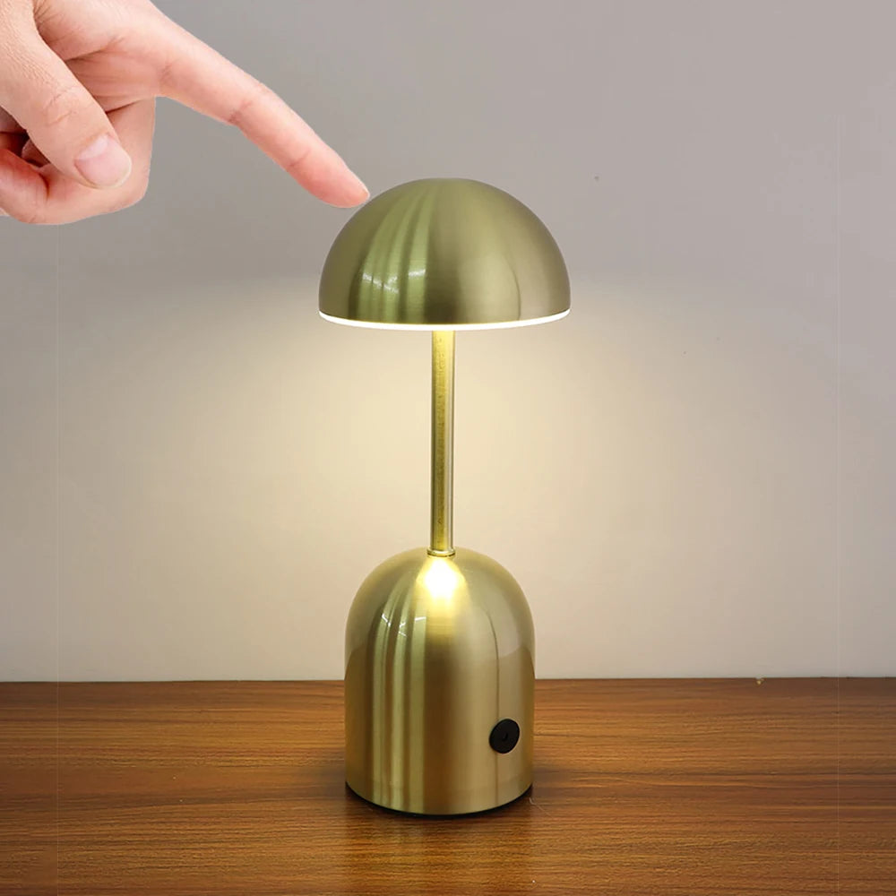 Minimalist Cordless LED Lamp